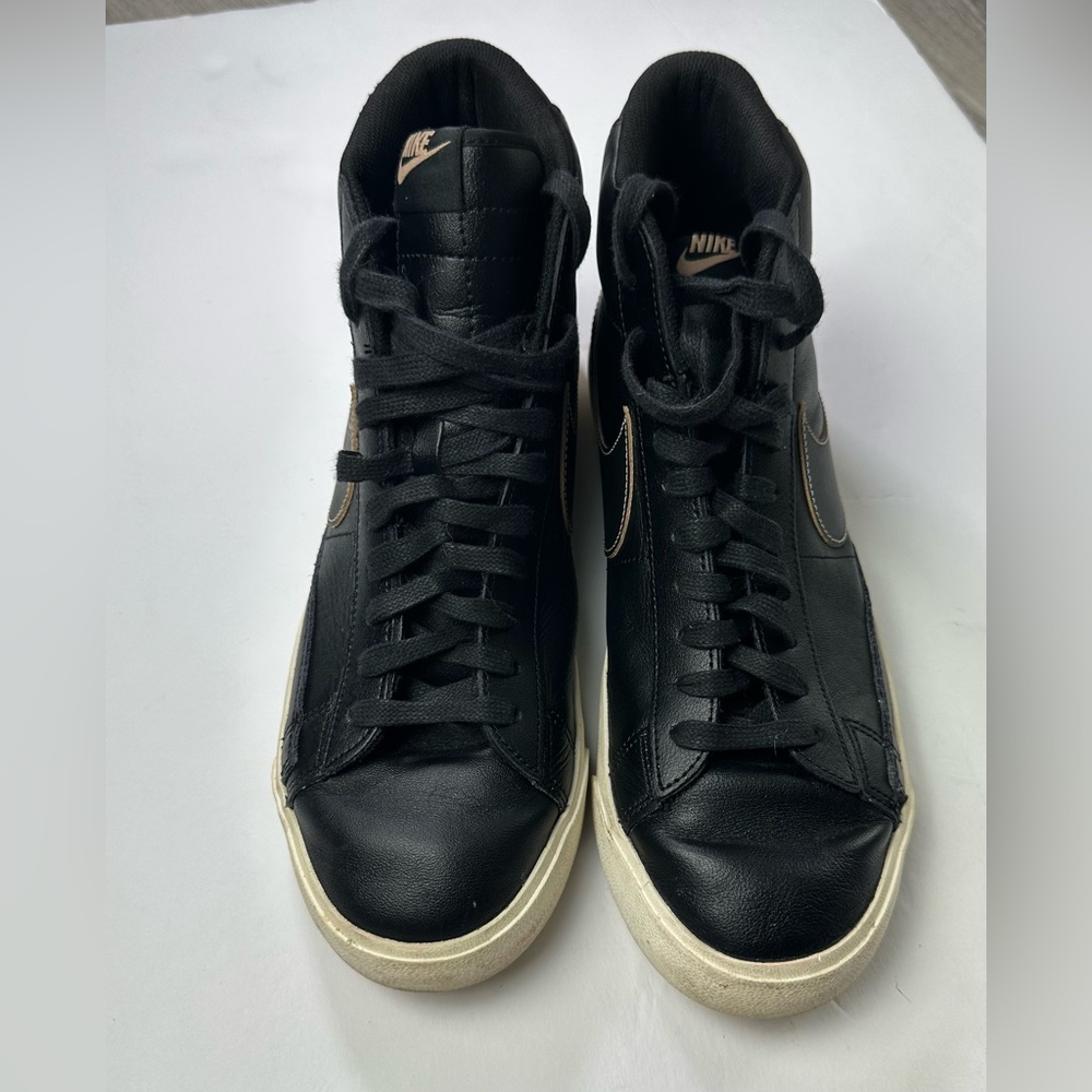 Black And Gold High Top Nike Blazer Size 10 Men